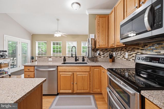 1978 BROOKE FARM CT, Woodbridge, VA 22192