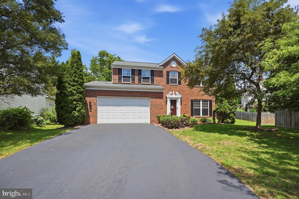 1978 BROOKE FARM CT, Woodbridge, VA 22192