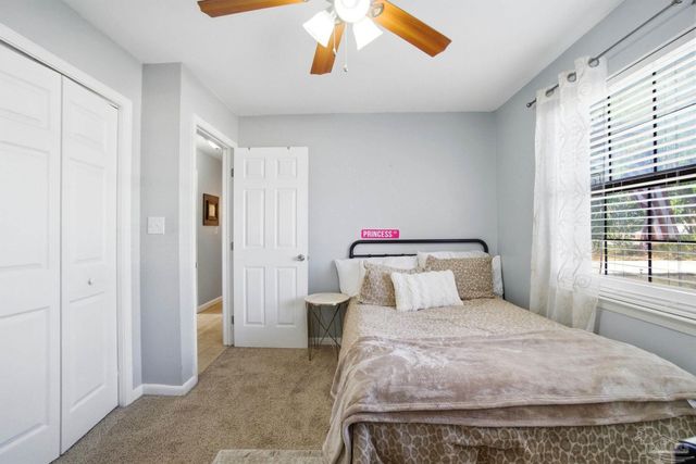 5471 Bonanza Dr, Gulf Breeze, FL 32563