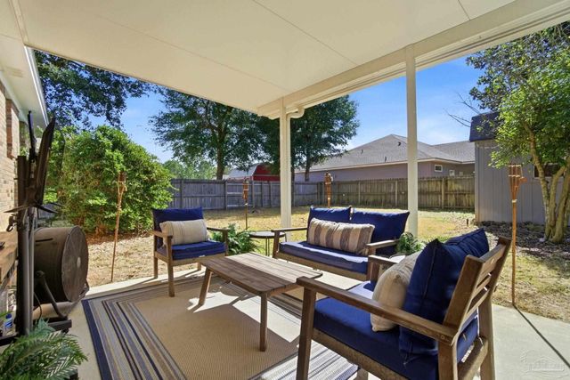 5471 Bonanza Dr, Gulf Breeze, FL 32563