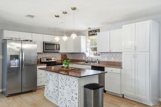 5471 Bonanza Dr, Gulf Breeze, FL 32563