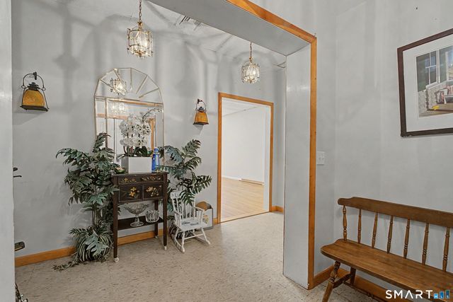 505 Old Colchester Road, Montville, CT 06382
