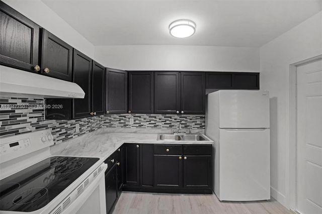 2530 SW 16th Ter 1, Miami, FL 33145