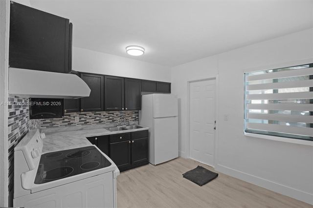 2530 SW 16th Ter 1, Miami, FL 33145