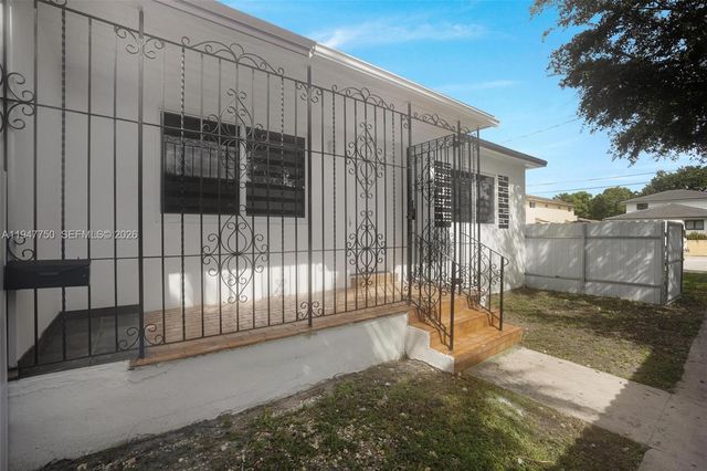 2530 SW 16th Ter 1, Miami, FL 33145