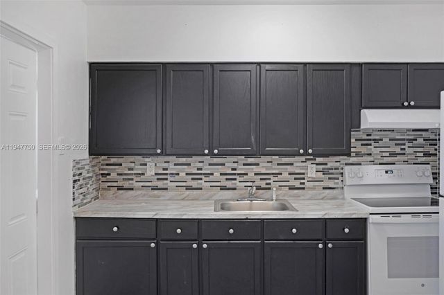 2530 SW 16th Ter 1, Miami, FL 33145