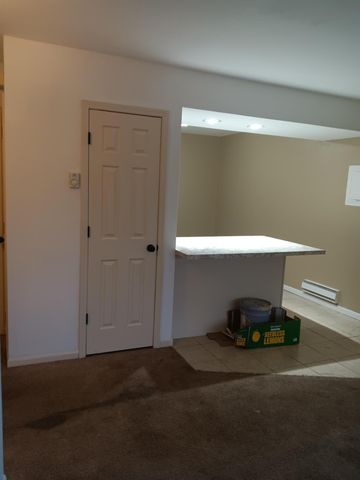 756 W Kilgore Road 204, Kalamazoo City, MI 49008