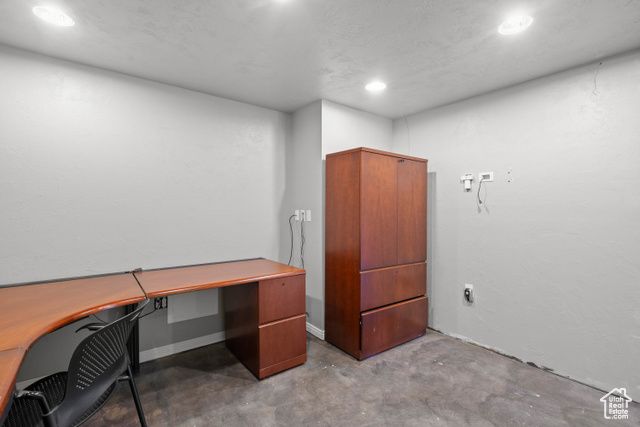 2540 W 2575 N, Farr West, UT 84404