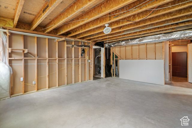 2540 W 2575 N, Farr West, UT 84404