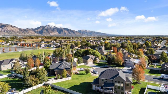 2540 W 2575 N, Farr West, UT 84404