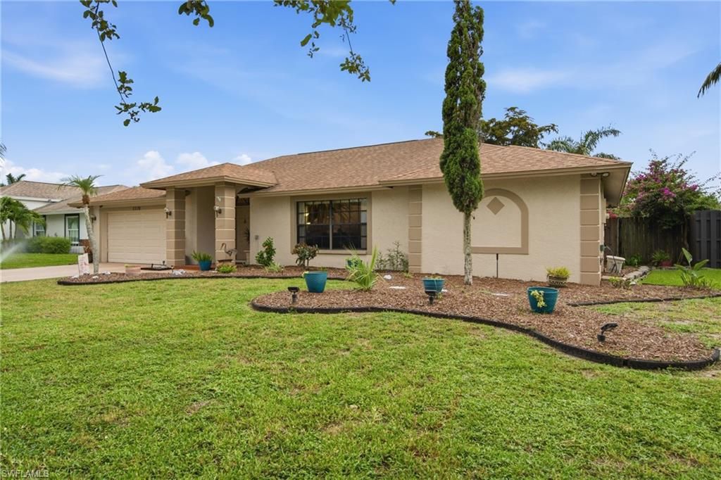 2378 River Reach DR, NAPLES, FL 34104 — photo 2