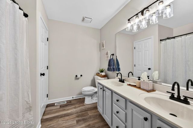 186 Kevin Pl, Mt Washington, KY 40047