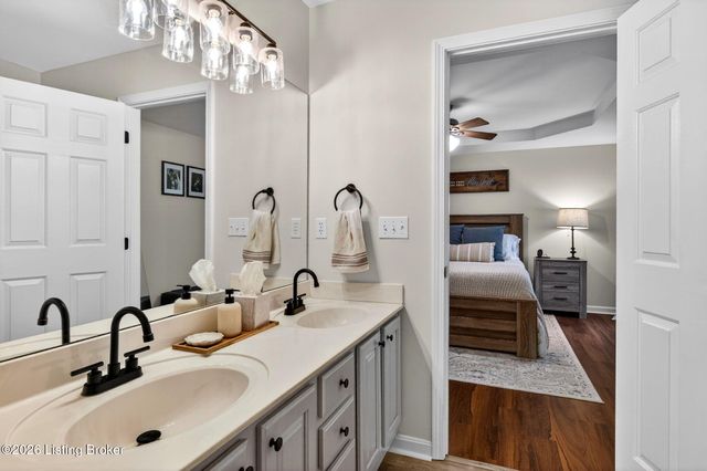 186 Kevin Pl, Mt Washington, KY 40047