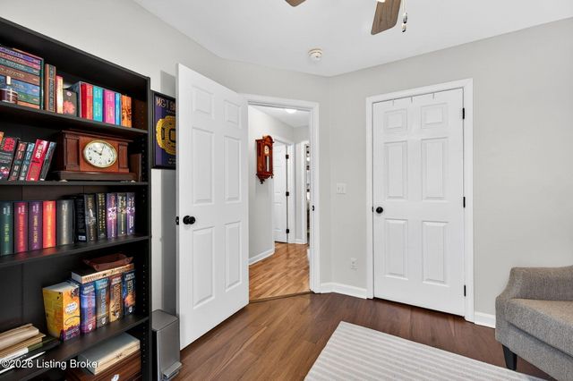 186 Kevin Pl, Mt Washington, KY 40047