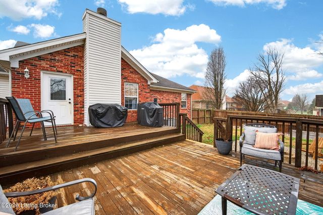 186 Kevin Pl, Mt Washington, KY 40047