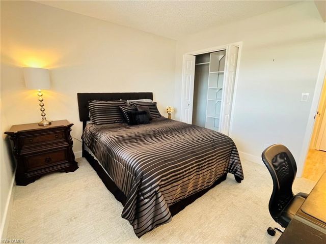 5499 Rattlesnake Hamm RD # 2, Naples, FL 34113