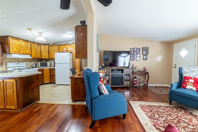 591 MARSHBURN DRIVE, Bronson, FL 32621