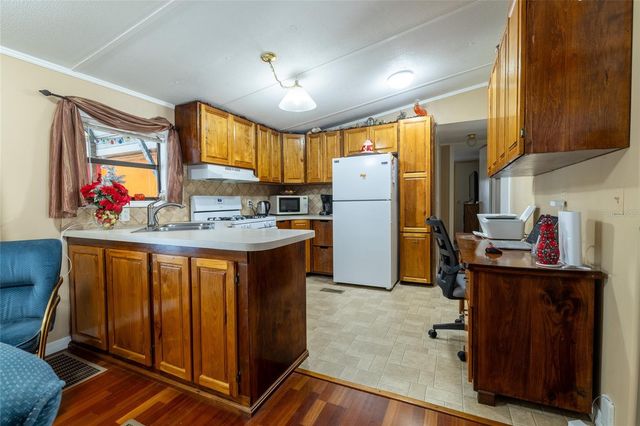 591 MARSHBURN DRIVE, Bronson, FL 32621