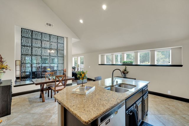 1316 Lacey Oak Drive, Mansfield, TX 76063