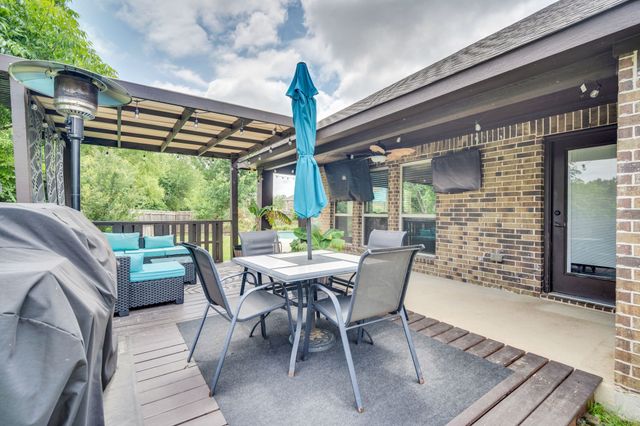 1316 Lacey Oak Drive, Mansfield, TX 76063