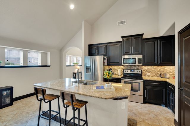 1316 Lacey Oak Drive, Mansfield, TX 76063