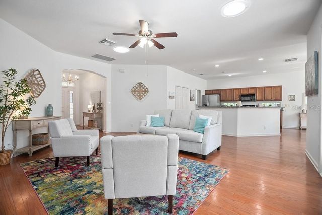 104 OVERTON GARDENS LANE, Deland, FL 32724