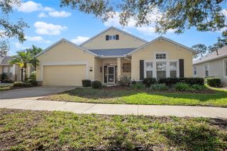 104 OVERTON GARDENS LANE, Deland, FL 32724