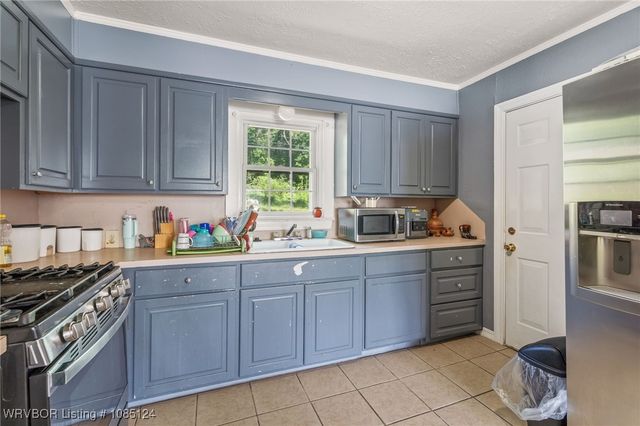 4209 Old Jenny Lind Road, Fort Smith, AR 72901