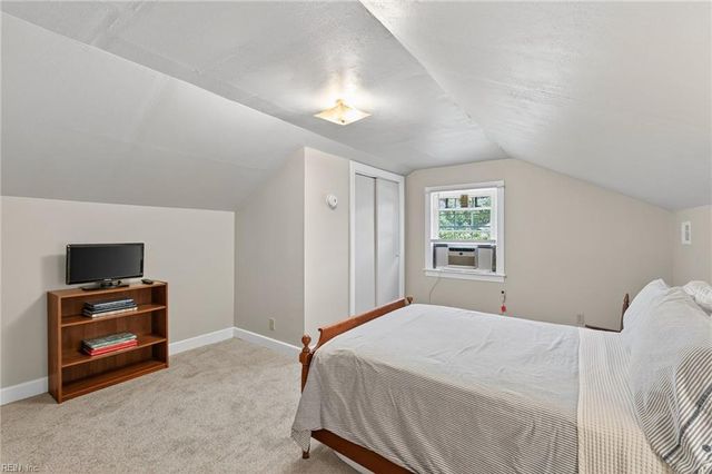 2616 Brook Stone DR, Chesapeake, VA 23321