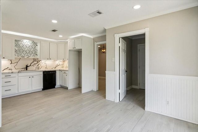 1040 Norwood Drive, Beaumont, TX 77706