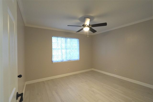1040 Norwood Drive, Beaumont, TX 77706