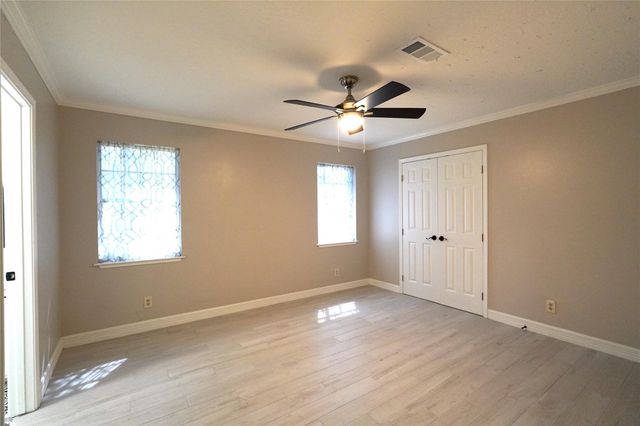 1040 Norwood Drive, Beaumont, TX 77706