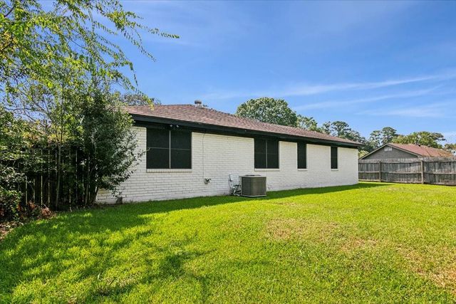 1040 Norwood Drive, Beaumont, TX 77706