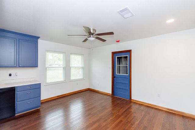 1007 Earley Street, Sweeny, TX 77480