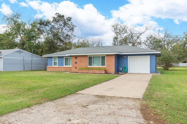 1007 Earley Street, Sweeny, TX 77480