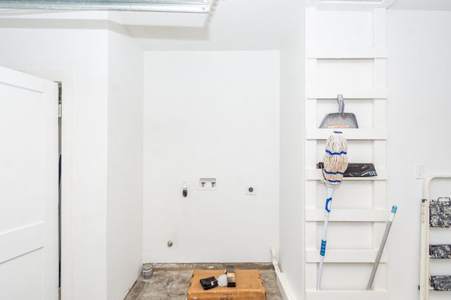 1007 Earley Street, Sweeny, TX 77480