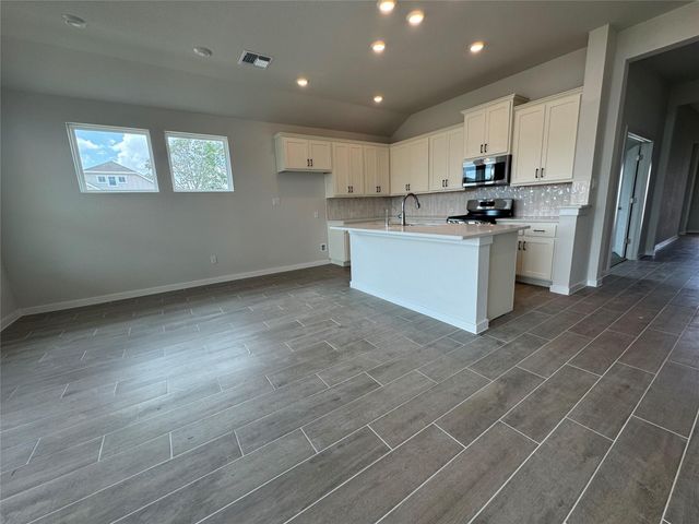 241 Snowbell ST, San Marcos, TX 78666