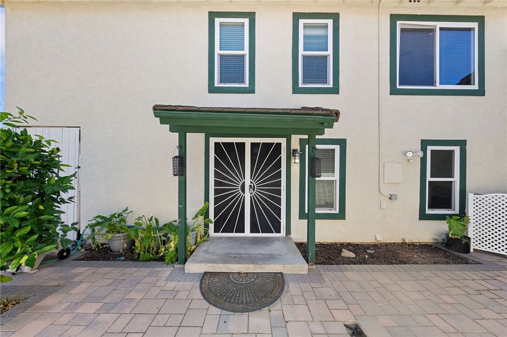 Image 20 of property listing at 2653 Condor, Corona, CA 92882