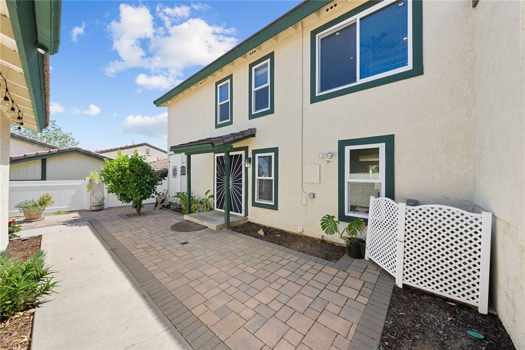 Image 21 of property listing at 2653 Condor, Corona, CA 92882