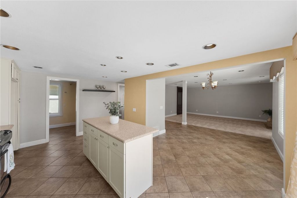 Image 29 of property listing at 2653 Condor, Corona, CA 92882