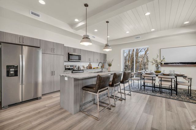 4020 S BURCH CREEK WAY, South Ogden, UT 84405