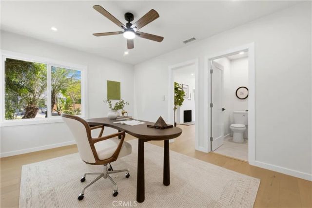 2563 S Bentley, Los Angeles, CA 90064