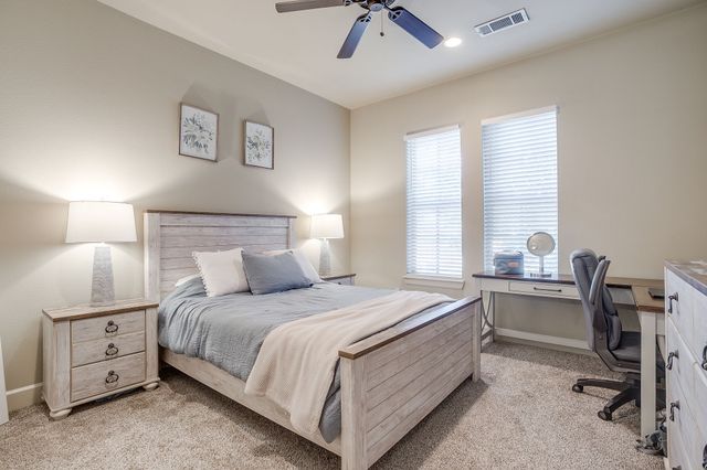 2800 Sandage Avenue 105, Fort Worth, TX 76109