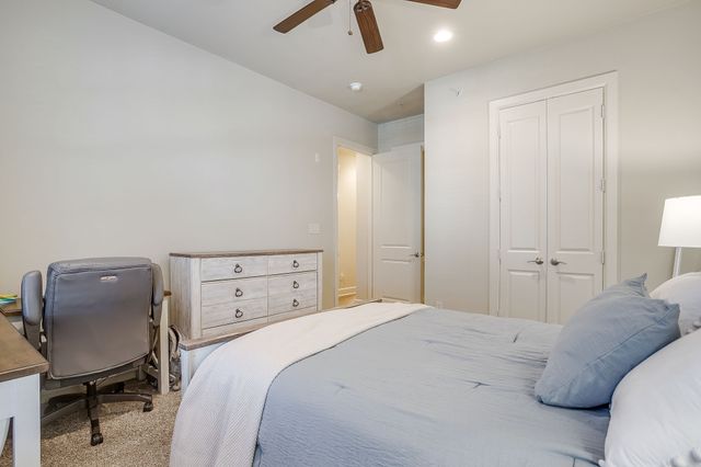 2800 Sandage Avenue 105, Fort Worth, TX 76109