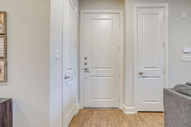 2800 Sandage Avenue 105, Fort Worth, TX 76109