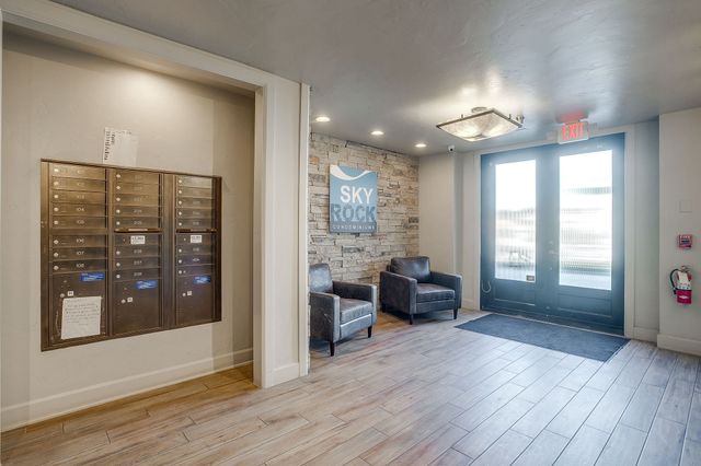 2800 Sandage Avenue 105, Fort Worth, TX 76109