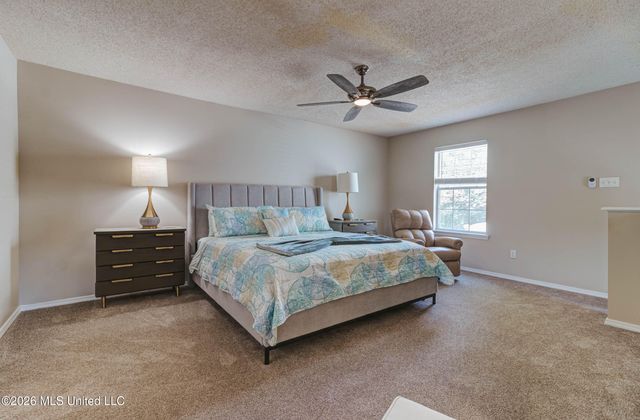 517 Heatherstone Circle, Ocean Springs, MS 39564