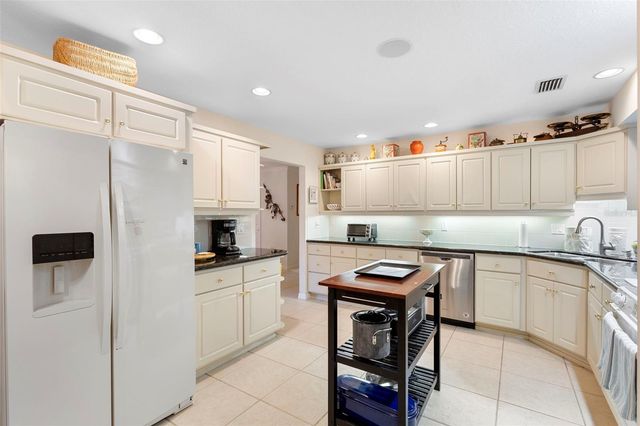 748 OLD TREELINE TRAIL, Deland, FL 32724