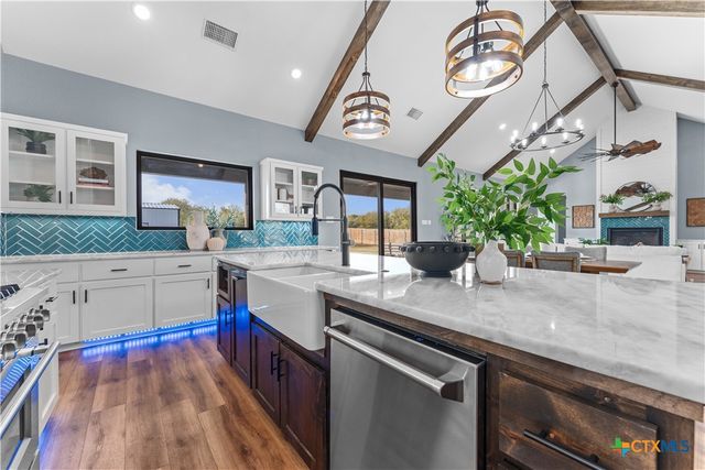 1178 S Pea Ridge Road, Temple, TX 76502