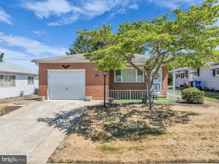 35 PUERTO VALLARTA ST, Toms River, NJ 08757